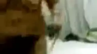 محجبة مصرية تتناك بكاميرا سرية دون علمها