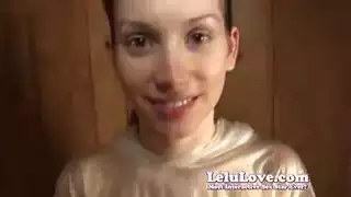 زوجة متعرجة تُمارس معها الجنس بقضيب ضخم وتُطلى بالسائل المنوي