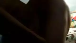 شباب وصغار ومثارون: مثليون في جنس عنيف