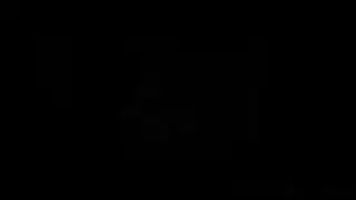 عاهرة يابانية سمراء متعاقد عليها تأخذ جنس صريح من شخص مجهول