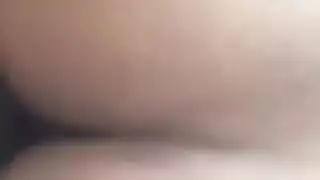 مؤخرة مغربية غريبة تُدمر بواسطة أجنبي
