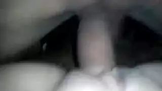 جارة عاهرة مكشوفة في ممارسة جنسية قاسية وخام