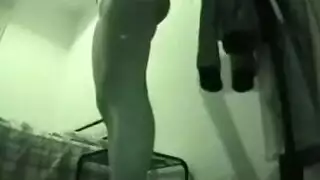 أطلق الوحش داخلك: جماع جماعي صريح