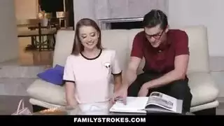 تنيك بكسها الرجل في زبه