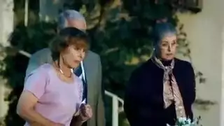 نيك الفحل يمارس الجنس بخشونة وبدون حماية