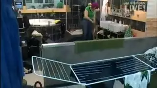 مشهد هاردكور بقضيب حصان كبير
