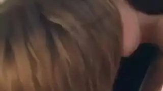 مثلية مثارة في احتفال لعق مهبل رطب