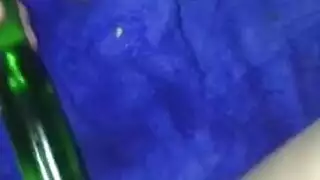 جندي مستقيم يقدم مص عميق في الجبهة والمزيد