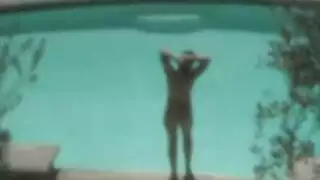 جعلتها في سن المراهقة الساخنة قصارى جهدها لإرضاء حبيبها آل ، الذي أعطاها رحلة إلى المنزل