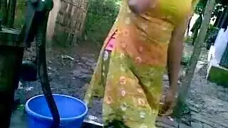 كاميرا سرية لفتى مراهق – فعل إباحي خام