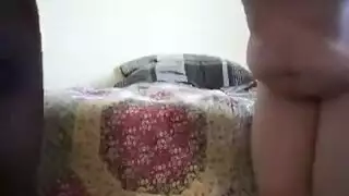 زوجة الأب الشهوة تعلم ابنة زوجها كيفية مص القضيب بشكل صحيح