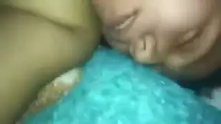 عاهرة ممتلئة تأخذ ضرباً شرجياً جيداً ثم تأكل سائلاً منوياً طازجاً