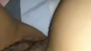 آسيوية مهووسة بالحفلات، سكرانة ويائسة، تحصل على جماع مزدوج قاسي
