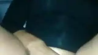حركة مثلثة ساخنة مع شرونتي وأعضاء كبيرة