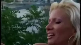 بينيك بنت وتدخل الزوجه