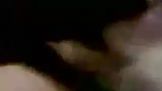 فرج كارينا كابور يُضرب بوضعية الكلب