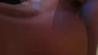 يجب داخل كسه
