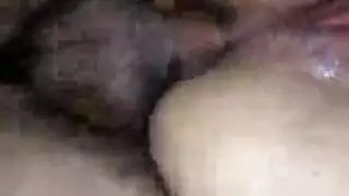 تدليك سامية العاري يتحول إلى جماع جماعي مكثف