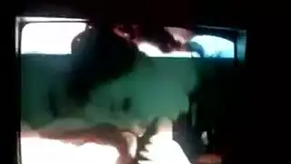مؤخرات بيضاء ناعمة تأخذ قضيباً خشناً