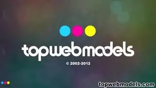 ميلف ساخنة تطلب نقودًا مقابل جلسة سكس قاسية