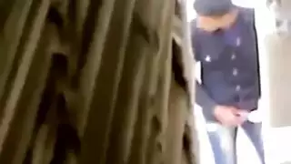شاب وصبية يمارسان الجنس القاسي في فيلم إباحي صريح