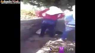 جمال تونسي محجبة تأخذ تدليكاً قاسياً للكس في الحقول