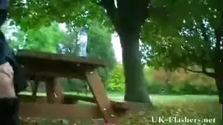 رجل يستمني نفسه