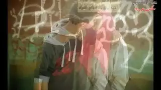 تحية موسيقية إكس إكس إكس لفتحاتها
