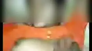 مشهد إباحي: عميل خنوع يغتصب عشيقة رئيسه بعمق