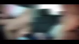 حبيبة جامحة تخون صديقتها من أجل قضيب زوجها — مشهد إكس إكس إكس كامل