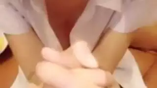 الكرواتية التايلاندية يا حارس الشاطئ
