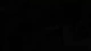 ثلاثي مثلي شرس يأخذ قضيباً اصطناعياً بقوة