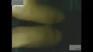 فتاة تعذب رجل من قضيبه