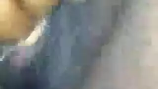 تحب اثنتان من المثليات في سن المراهقة شديدة الضيق ، كالي روز ولالا هيدي ، اللعب بألعاب جنسية فوق النار