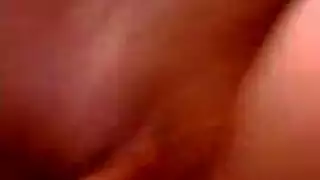 طالبة جامعية وقحة يتم ممارسة الجنس مع وجهها من قبل رئيسها بعد ساعات العمل