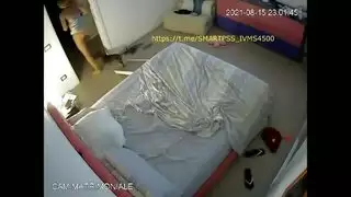 ناس عريانين في الجم