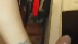 تعاونوا لتفريغ قضيبي المنتصب
