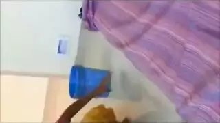 فتاة ساذجة تتعرض لضرب شرجي قاسي