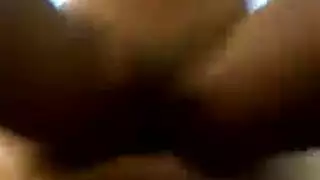 حفلة بخميس البوكاكي: جنس جماعي واستحمام بالمني