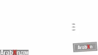 قضيب كبير يمدد فرجها الضيق جلسة جماع شديدة