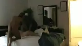 شاب ينيك اخته العذراء
