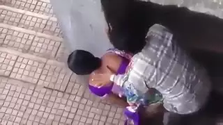 بنت تحط زب بكس صديقتها