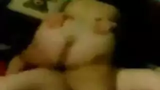 سحاقيات مصريات ثلاثية: مص كس ونيك بالسترب أون