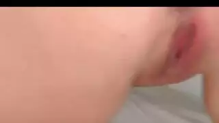 رجل يضرب زوجته في كل وضعية لأقصى إشباع جنسي