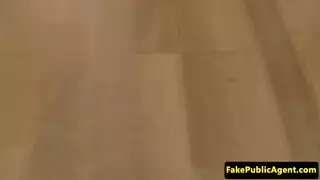 جلسة جنس في الخارج مع فتاة مشتعلة