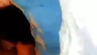 فيديو إكس إكس إكس: يتم تدمير كسها وتتوسل للسائل المنوي بكلمات فاحشة