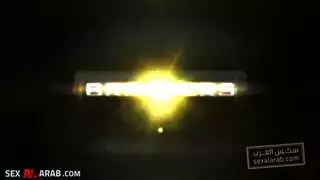 القضيب الكبير يعود في الجزء الخام من السلسلة