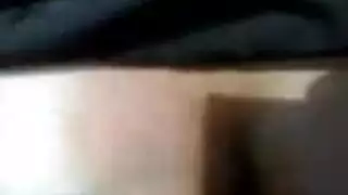 فتاة الصحراء الساخنة تتوسل من أجل السائل المنوي على ثدييها