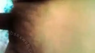 فتاة كويتية تأخذ قضيبًا صلبًا بلا خجل