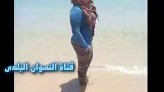 شاب ذو قضيب ضخم يضرب مهبل ريهام الضيق بعنف